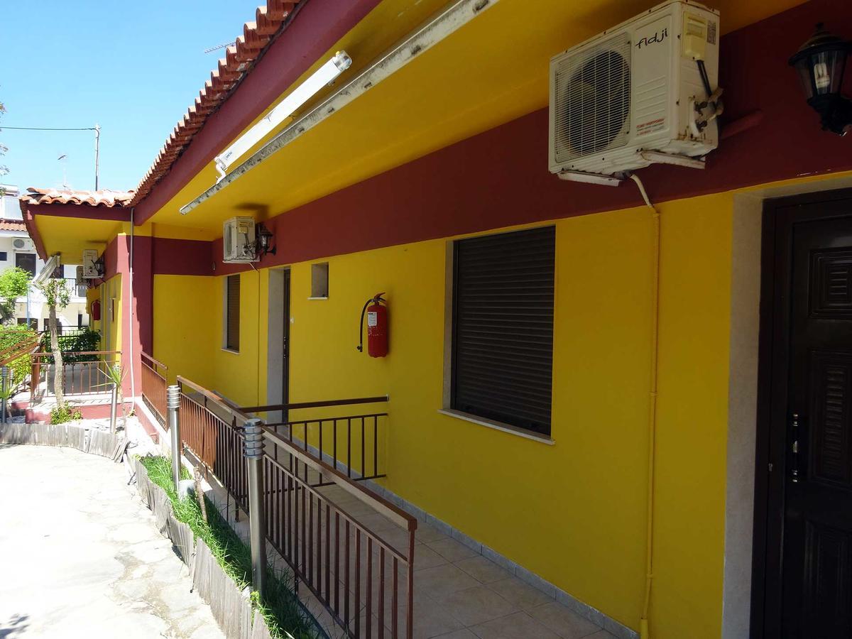 Villa Maria Apartments Polychrono Esterno foto