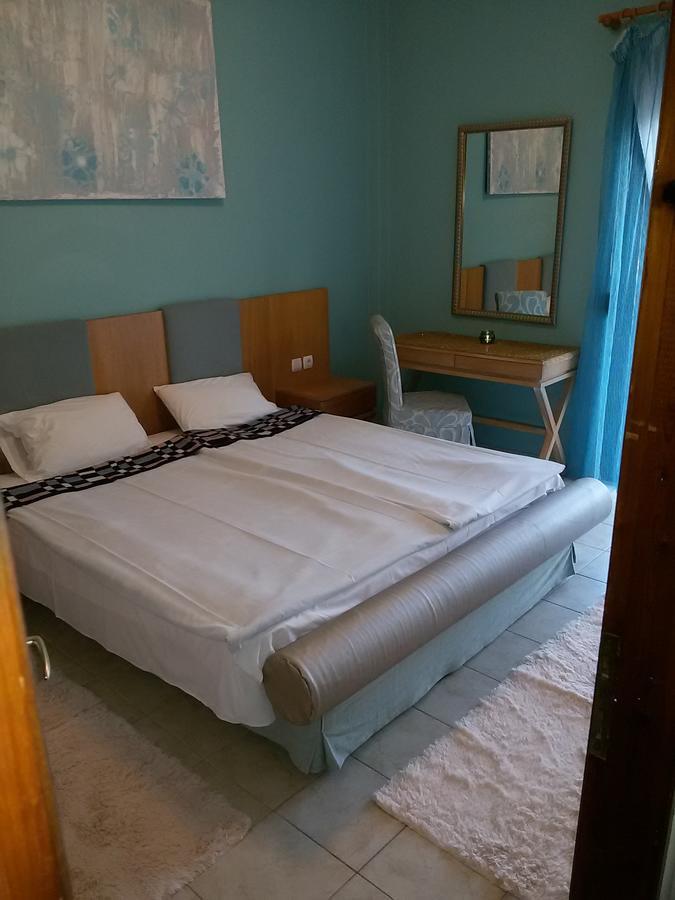 Villa Maria Apartments Polychrono Esterno foto
